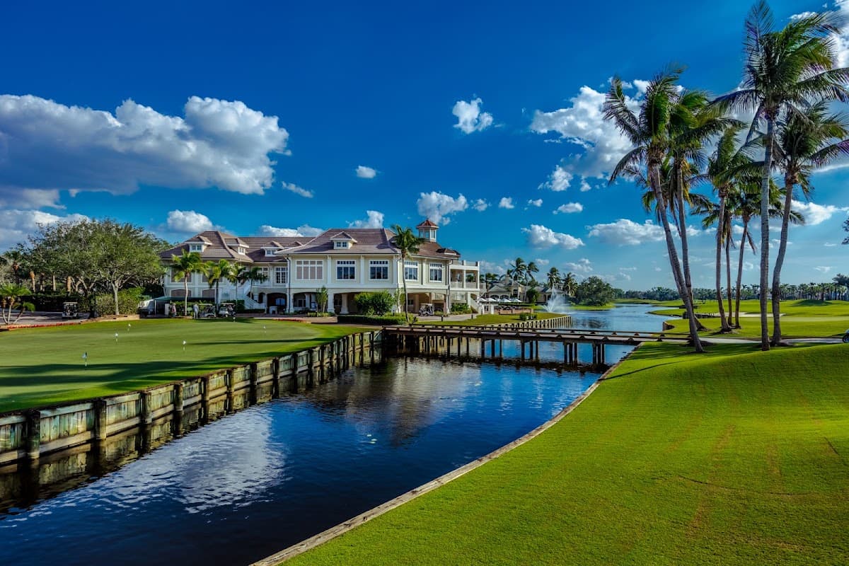 Bay Colony