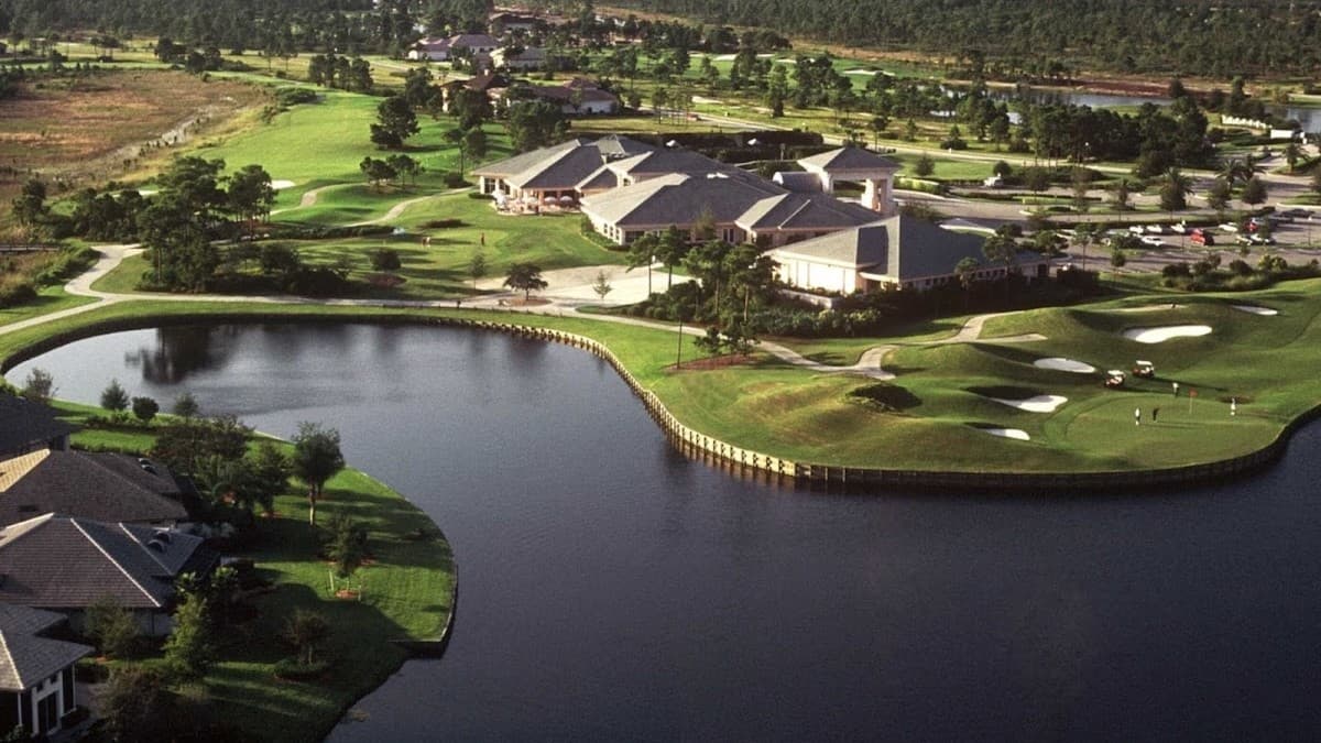 Willoughby Golf Club